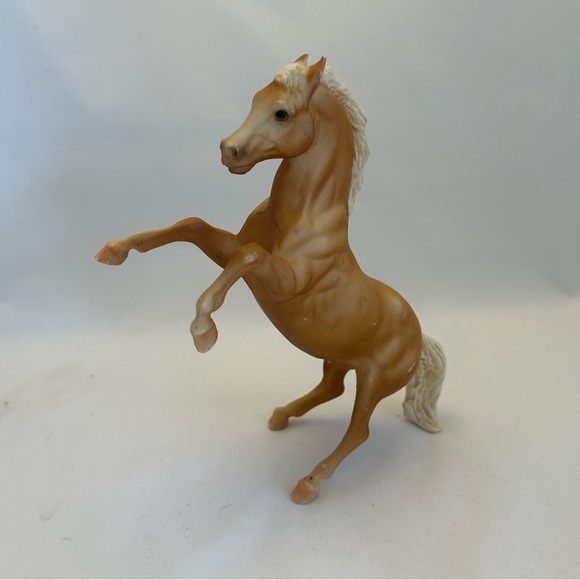 Set of Three Vintage Breyer Horses - Picture 6 of 7
